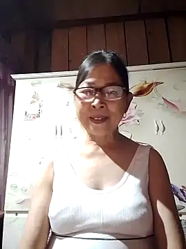 Snapshot of Sky-rain98 chatting on June 13, 8:29 pm Sky-rain98 online show from June 13, 8:29 pm