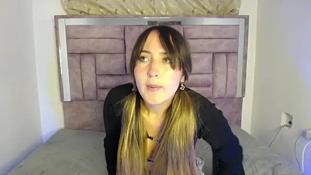 Snapshot of kensy_jarper chatting on March 26, 11:32 pm kensy jarper online show from March 26, 11:32 pm