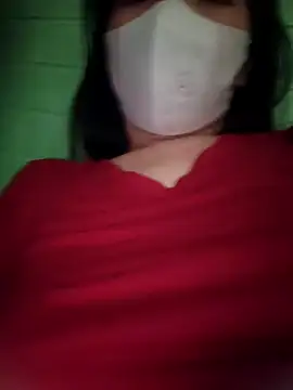 Snapshot of lucie_mehott19 chatting on March 5, 4:19 am lucie mehott19 online show from March 5, 4:19 am