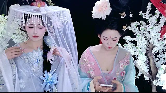 Snapshot of Banana-Milk69 chatting on March 20, 3:11 am Banana-Milk69 online show from March 20, 3:11 am