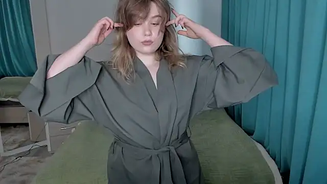 JennyHardy online show from July 15, 1:49 pm