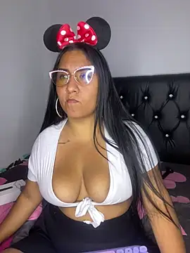 Snapshot of Iam_Ambar chatting on March 7, 6:54 am Iam Ambar online show from March 7, 6:54 am