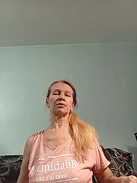 Snapshot of ViktoriaSexi1 chatting on March 17, 6:44 pm ViktoriaSexi1 online show from March 17, 6:44 pm