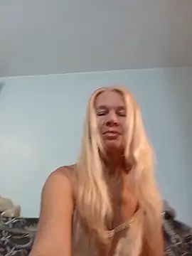 ViktoriaSexi1 online show from June 4, 8:04 pm