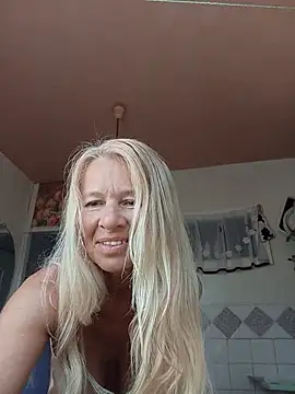 ViktoriaSexi1 online show from June 6, 5:12 am
