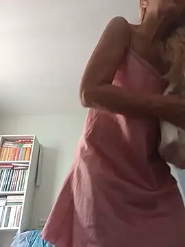 ViktoriaSexi1 online show from June 12, 4:33 am