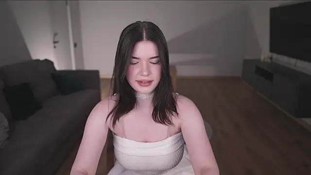 Snapshot of AdaBell chatting on March 14, 1:05 pm AdaBell online show from March 14, 1:05 pm