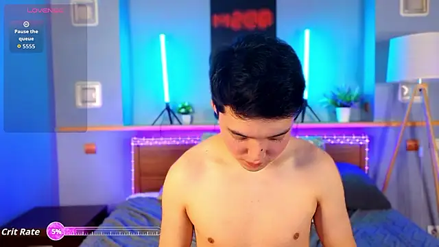 Snapshot of NudGlow chatting on March 10, 8:14 pm NudGlow online show from March 10, 8:14 pm