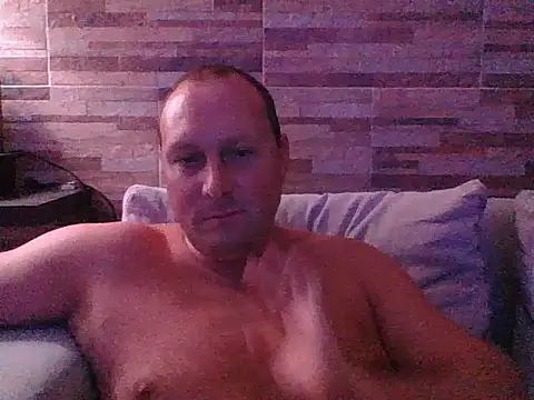 Snapshot of lustonfan chatting on March 14, 1:12 am lustonfan online show from March 14, 1:12 am