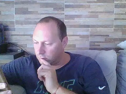 Snapshot of lustonfan chatting on March 17, 12:52 pm lustonfan online show from March 17, 12:52 pm