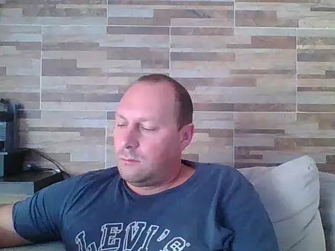 Snapshot of lustonfan chatting on March 19, 11:36 am lustonfan online show from March 19, 11:36 am