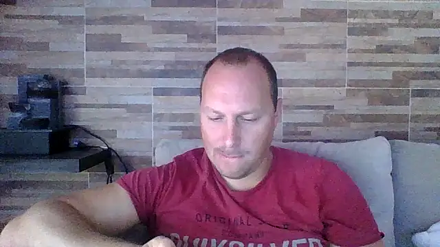 Snapshot of lustonfan chatting on March 25, 12:44 pm lustonfan online show from March 25, 12:44 pm