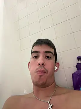 Snapshot of papichulo102099 chatting on March 7, 7:44 pm papichulo102099 online show from March 7, 7:44 pm