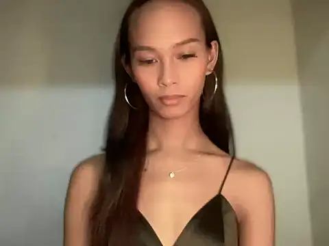 Sunkissed seductress online show from July 2, 8:15 pm
