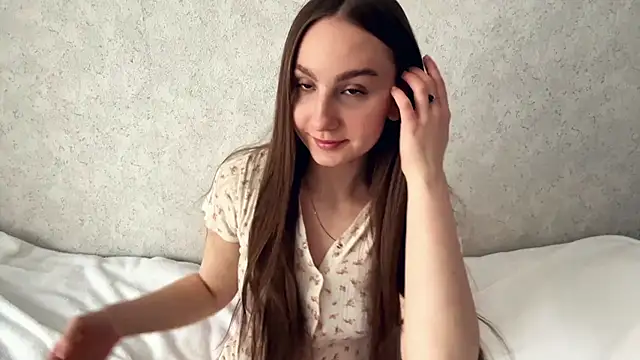 Snapshot of LunarLusts chatting on March 17, 7:12 am LunarLusts online show from March 17, 7:12 am