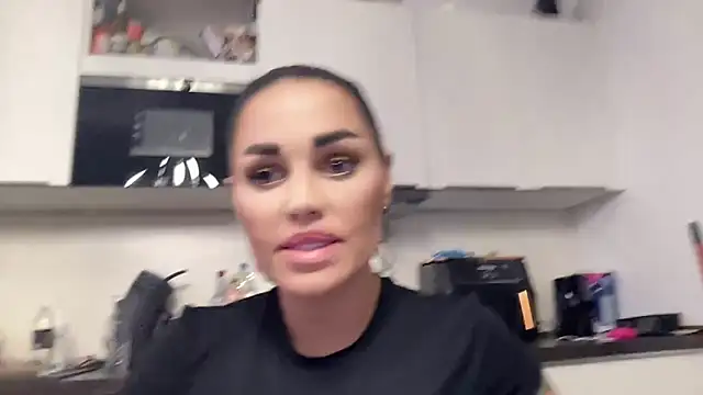 Snapshot of AMBER_HARD chatting on March 11, 11:00 pm AMBER HARD online show from March 11, 11:00 pm