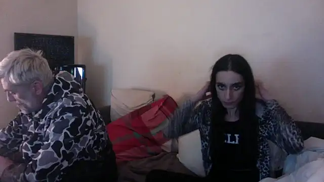 Snapshot of chiara-mario chatting on March 21, 12:26 am chiara-mario online show from March 21, 12:26 am