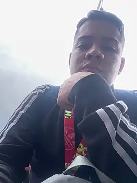 Snapshot of OliverTabordaa chatting on March 17, 9:29 pm OliverTabordaa online show from March 17, 9:29 pm