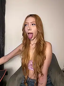 Suki 3 online show from May 17, 1:25 am