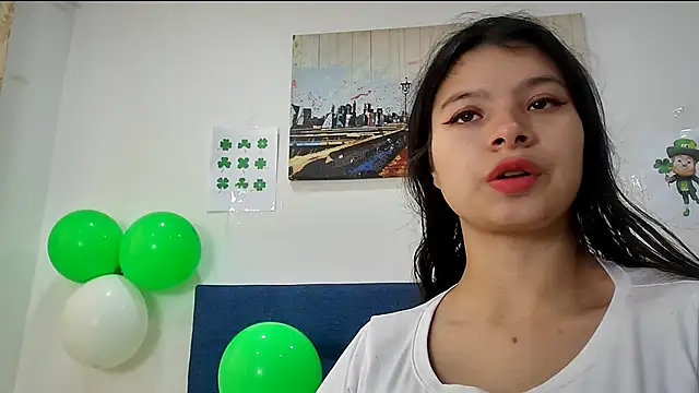 Snapshot of HIMAWARY_SOIN5 chatting on March 18, 1:14 pm HIMAWARY SOIN5 online show from March 18, 1:14 pm