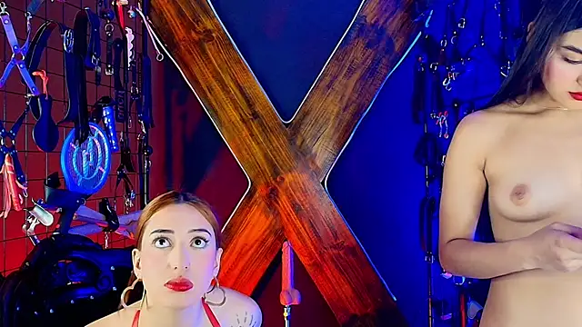 Snapshot of MissMia_bdsm_ chatting on March 14, 9:09 pm MissMia bdsm online show from March 14, 9:09 pm