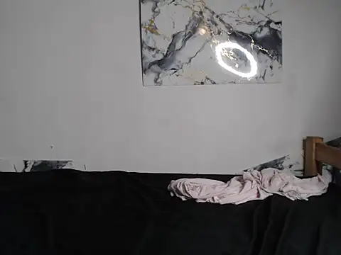 Snapshot of DarkChocolate552 chatting on March 17, 10:24 pm DarkChocolate552 online show from March 17, 10:24 pm