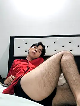 Snapshot of Lucca__555 chatting on March 13, 2:07 am Lucca 555 online show from March 13, 2:07 am