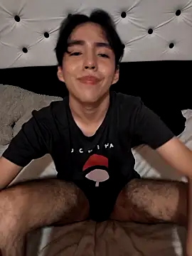 Snapshot of Lucca__555 chatting on March 27, 11:59 pm Lucca 555 online show from March 27, 11:59 pm