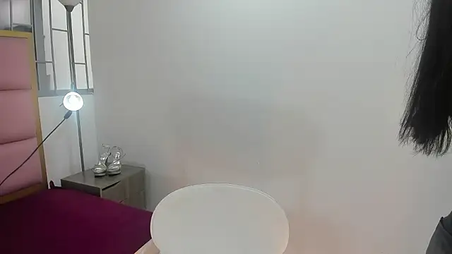 Snapshot of baddest_cat chatting on March 19, 5:06 pm baddest cat online show from March 19, 5:06 pm