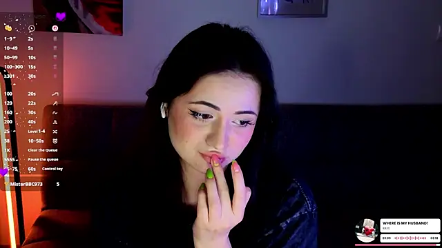 Snapshot of missy3kissy chatting on May 3, 8:59 pm missy3kissy online show from May 3, 8:59 pm