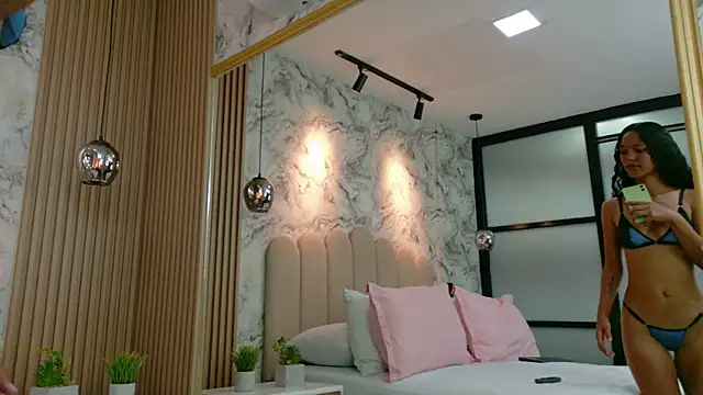 KiaraCurly online show from March 21, 12:32 pm