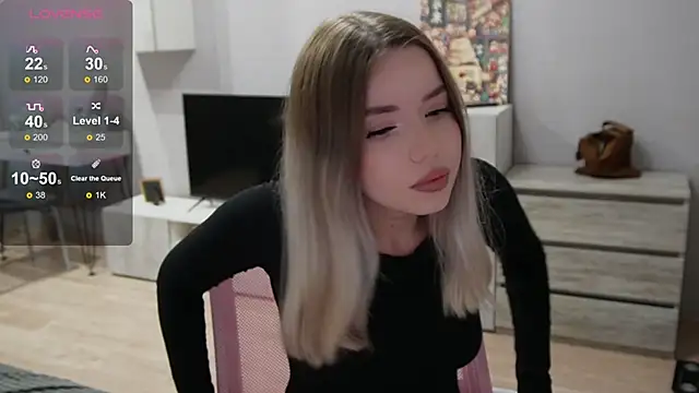 Snapshot of mayyymayyyy chatting on March 31, 12:12 am mayyymayyyy online show from March 31, 12:12 am