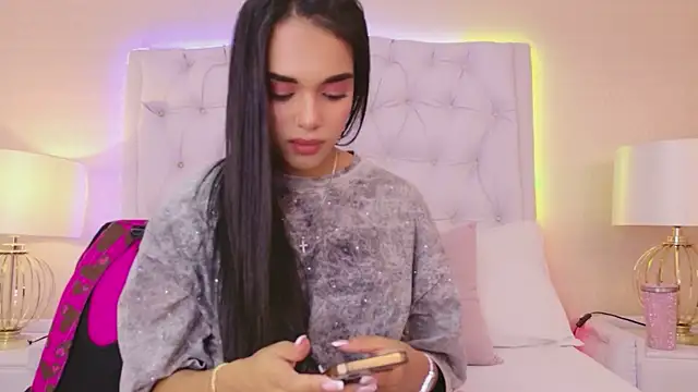 Snapshot of MeganRoseh chatting on March 14, 7:41 pm MeganRoseh online show from March 14, 7:41 pm