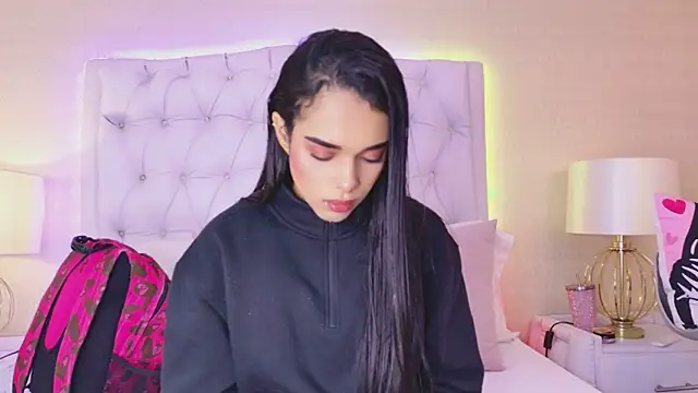 Snapshot of MeganRoseh chatting on March 27, 7:46 pm MeganRoseh online show from March 27, 7:46 pm