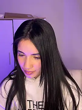 Snapshot of Lucy_engel chatting on May 20, 2:07 am Lucy engel online show from May 20, 2:07 am