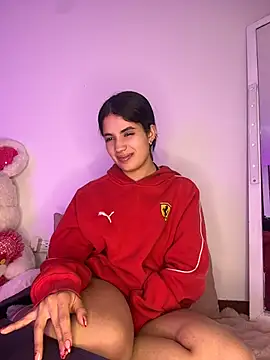 Snapshot of Lucy_engel chatting on June 9, 11:38 pm Lucy engel online show from June 9, 11:38 pm