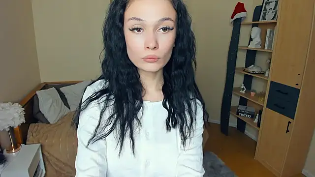 Snapshot of LynnCiprian chatting on March 14, 7:08 pm LynnCiprian online show from March 14, 7:08 pm