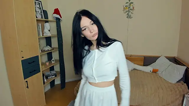 Snapshot of LynnCiprian chatting on March 17, 7:06 pm LynnCiprian online show from March 17, 7:06 pm