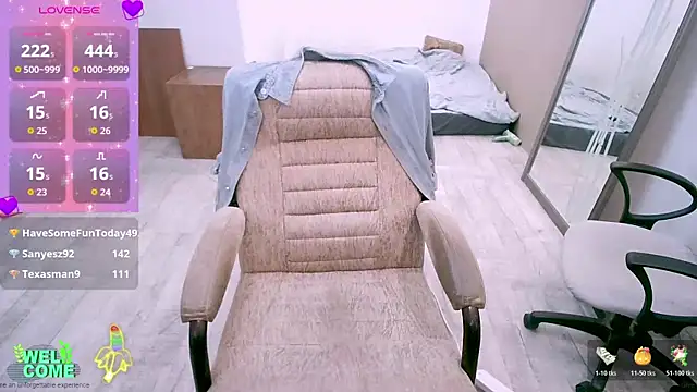 AnittaMouse online show from March 24, 4:50 am