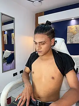 Ikaika Kalani online show from March 19, 1:48 pm