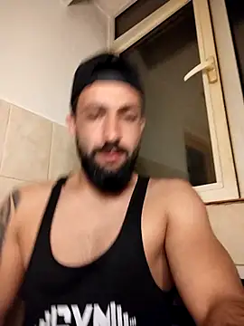 Snapshot of Tommy_Porn_ chatting on April 5, 9:01 pm Tommy Porn online show from April 5, 9:01 pm