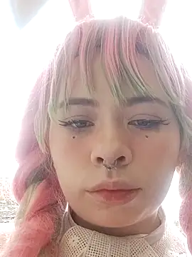 lil la skye online show from March 21, 12:43 pm