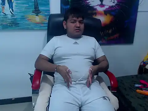 Snapshot of XNoahDeepThroatX chatting on March 17, 4:50 am XNoahDeepThroatX online show from March 17, 4:50 am