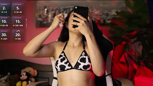 Danaa Rousee  online show from March 23, 7:51 pm