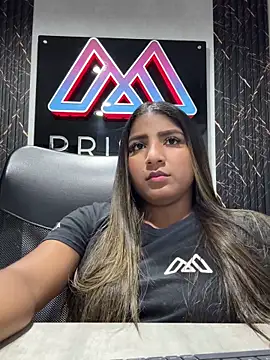 Snapshot of Emma_Carteer_1 chatting on March 17, 5:11 am Emma Carteer 1 online show from March 17, 5:11 am