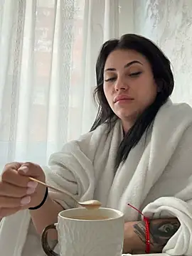 Snapshot of LunaSerenaX chatting on March 27, 8:37 am LunaSerenaX online show from March 27, 8:37 am