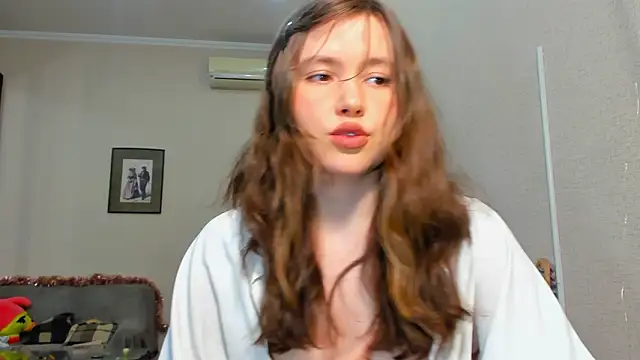 Snapshot of MaryannSofts chatting on March 21, 2:42 pm MaryannSofts online show from March 21, 2:42 pm