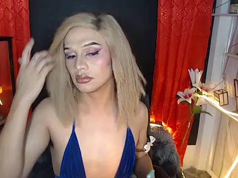 Snapshot of seductive_mistress07 chatting on March 19, 3:54 am seductive mistress07 online show from March 19, 3:54 am