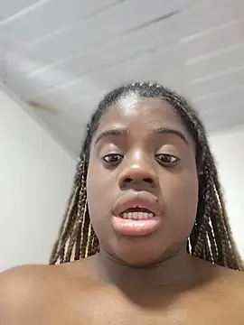 Snapshot of YourLiaa_ chatting on March 12, 10:16 pm YourLiaa online show from March 12, 10:16 pm