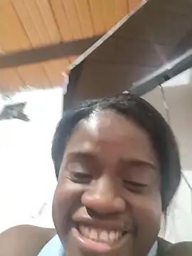 Snapshot of YourLiaa_ chatting on March 20, 12:15 am YourLiaa online show from March 20, 12:15 am